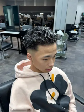 ショート カラー パーマ 🦁メンズ神特化🦁 12月限定/隆太郎のヘアスタイル