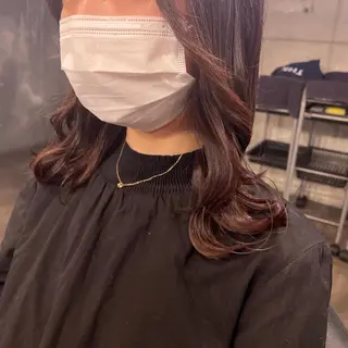 ミディアム カラー パーマ ヘアアレンジ メンズ キッズ ネイル マツエク・マツパ 透明感カラー・レイヤ ー🎀amika🎀のヘアスタイル