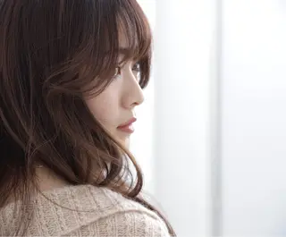 ロング 渡邊 碧里のヘアスタイル