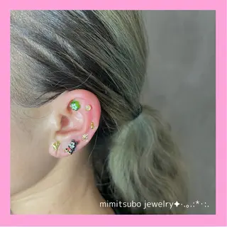 【three】毛穴/ 肌改善/小顔/耳ツボのエステ・リラクイメージ