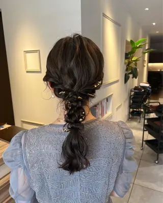セミロング ヘアアレンジ 西村 美羽のヘアスタイル