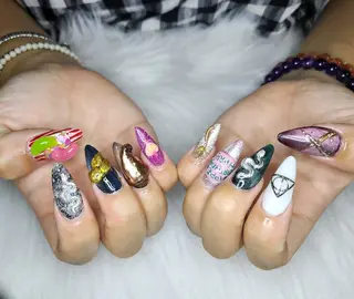 ネイル Lily Eye&Nailのネイルデザイン