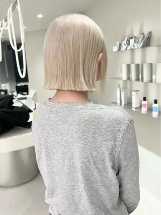 ショート カラー RIN🪐 ウルフ／ハイトーンのヘアスタイル