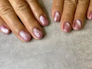 ネイル gluck(グリュック)所属・なかがわ まゆこのネイルデザイン