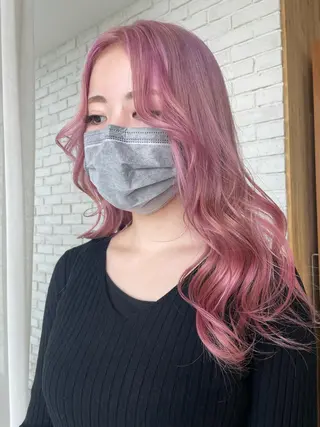 ロング カラー 艶ハイトーン👑♡ NATSUKIのヘアスタイル