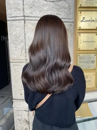 セミロング 藤原 侑香のヘアスタイル