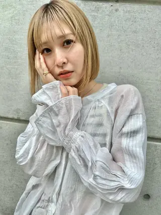 ショート かえ🩶韓国ボブ🎀 透明感カラー🥣のヘアスタイル