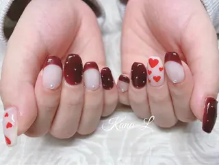 ネイル 芦辺 香奈のネイルデザイン