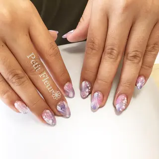 ネイル Petit Fleur所属・青柳 亜梨奈のマツエク・マツパデザイン