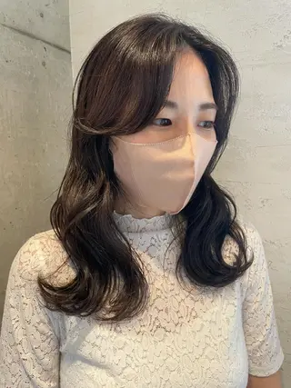 ロング カラー 女性に人気♪ はやしほのかのヘアスタイル