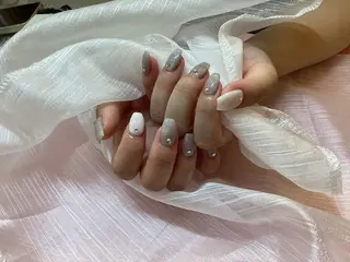 ネイル LEDアイラッシュ ∩_∩アオイのマツエク・マツパデザイン