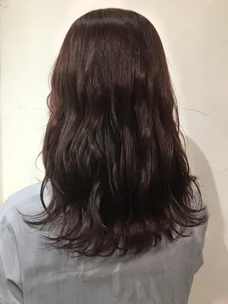 ミディアム カラー 鈴木 咲輝のヘアスタイル