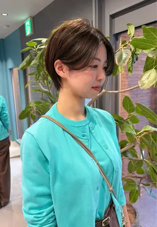 ショート カラー 🌟満足度No.1/ 似合わせ/AYA🌟のヘアスタイル