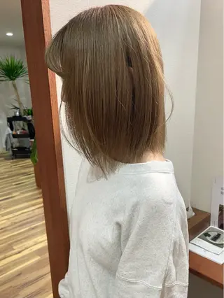 カラー 髪質改善ｶﾗｰ ｹｱﾌﾞﾘｰﾁ/ﾀﾑのヘアスタイル