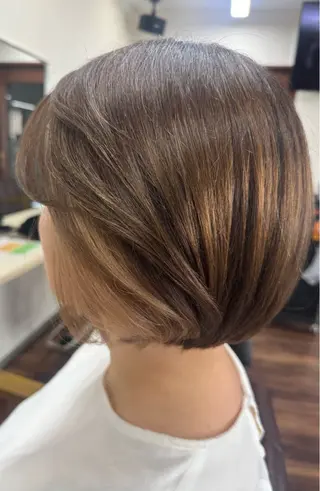 ショート 安井 友紀子のヘアスタイル