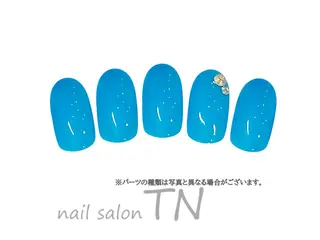 ネイル 矢川 まどかのネイルデザイン