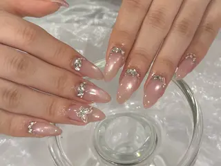 ネイル amiLe_ Yukino🎀のネイルデザイン