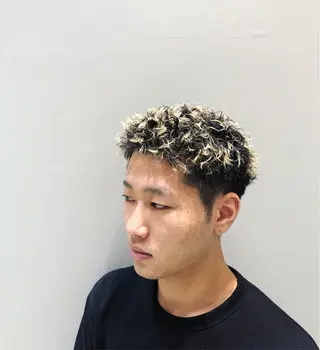 ショート パーマ メンズ 國分 利成のヘアスタイル