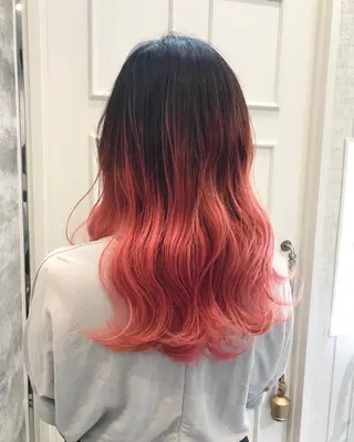 ロング カラー uru"所属・uru" すずきさゆりのヘアスタイル