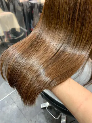 ミディアム カラー 艶髪/白髪ぼかし ヘッドスパ/大野結菜のヘアスタイル