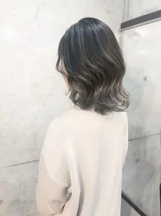 セミロング カラー clomus所属・YUKA艶髪 🌸寛ぎ部屋のヘアスタイル