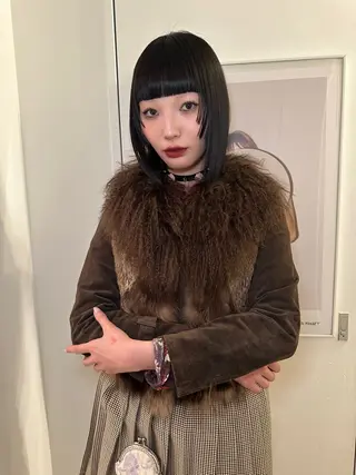 ミディアム カラー 磯　亜由香🌼 ブリーチ/ボブカットのヘアスタイル