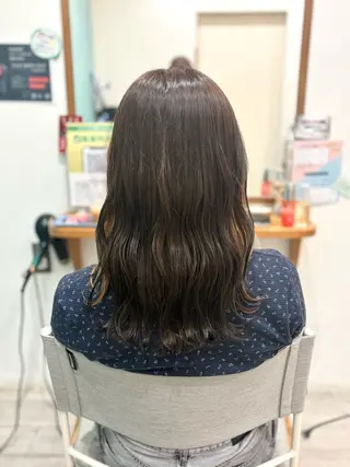 ミディアム カラー elf所属・ozaki konohaのヘアスタイル