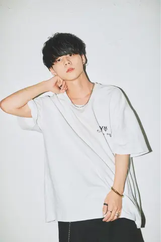 ショート メンズバレイヤージュ 斉藤春のヘアスタイル