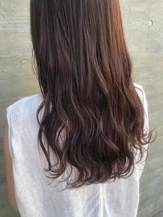 ロング カラー 齋藤 結愛のヘアスタイル