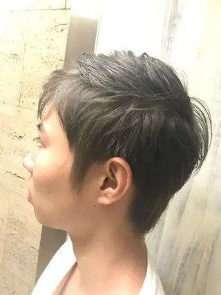 ショート カラー メンズ TERRACE 福島所属・shi hoのヘアスタイル