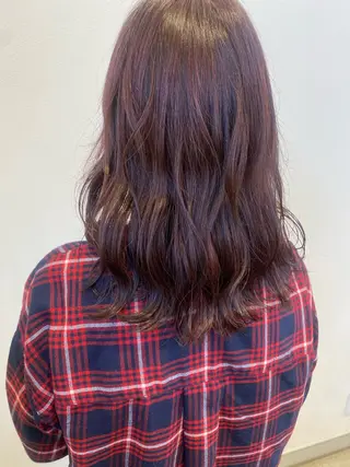 ミディアム カラー 三田 一希のヘアスタイル