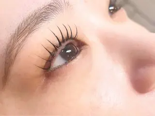 マツエク・マツパ ジョイエ 梅田店所属・joie 梅田のマツエク・マツパデザイン