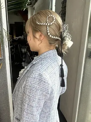 ロング qiie ワンカラー ダブルカラーのヘアスタイル