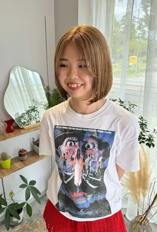 カラー まえだ にちかのヘアスタイル