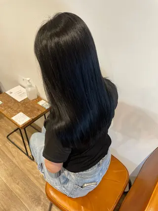 ロング Megu/ベージュ/ 透明感カラーのヘアスタイル