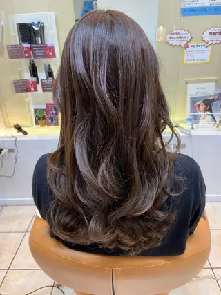ロング ⭐️レイヤーカット 大人気　三澤康司⭐️のヘアスタイル