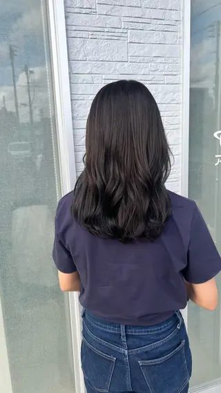 カラー 平澤 梨杏のヘアスタイル