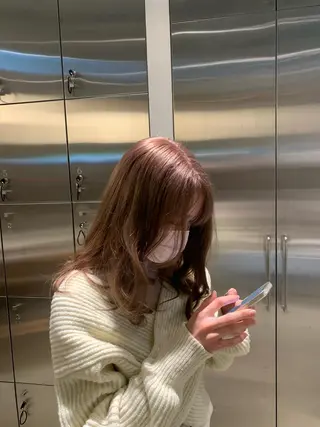 ロング カラー 藤田 明輝のヘアスタイル