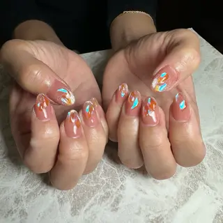 ネイル repos~ルポ~所属・里見 麗のネイルデザイン