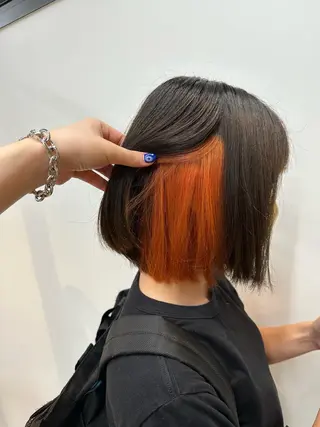 ミディアム カラー yuika .のヘアスタイル