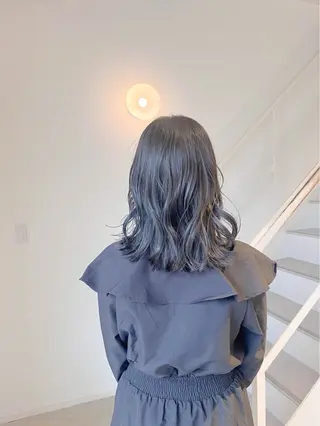 セミロング カラー 艶髪✨️ kuyumi🌷のヘアスタイル