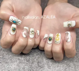 ネイル R inのネイルデザイン