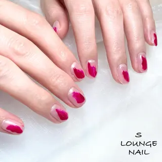 ネイル S LOUNGE NAIL所属・パーツたくさん🍓 SUMIのネイルデザイン