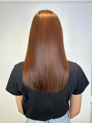 セミロング LeAng所属・佐伯 桃のヘアスタイル