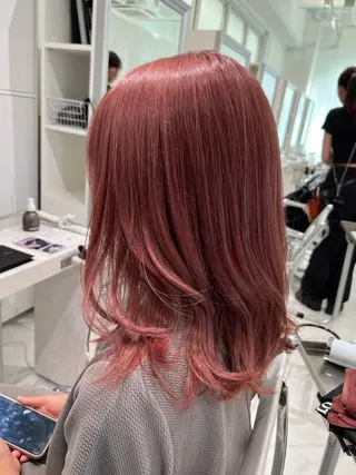 セミロング カラー 柳澤 和也のヘアスタイル