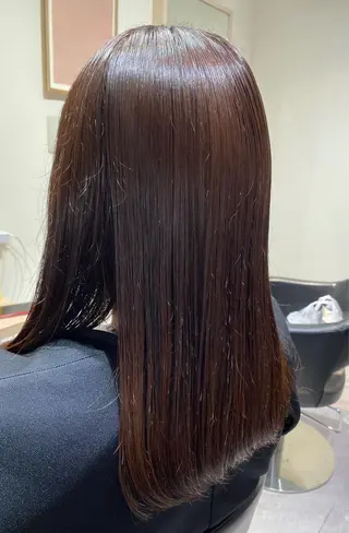 ミディアム カラー 茂木 未海のヘアスタイル