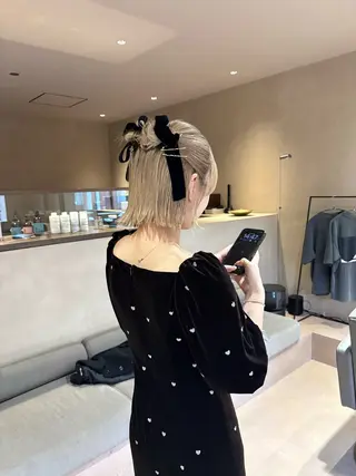 ショート ヘアアレンジ ボブ/タイトアレンジ 個性派結婚式アレンジのヘアスタイル