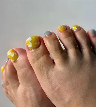 ネイル Nailsalon Olu所属・ネイリスト Nanaのネイルデザイン