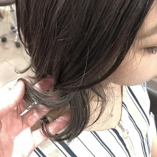 ミディアム カラー ヘアアレンジ しゅうさん🍝 麻田秀太郎のヘアスタイル