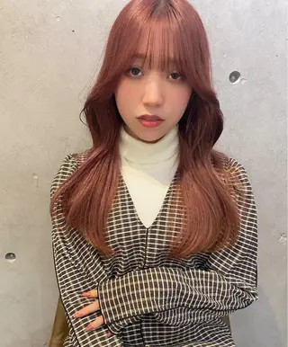 ロング レイヤーカット /透明感/千葉怜寿のヘアスタイル